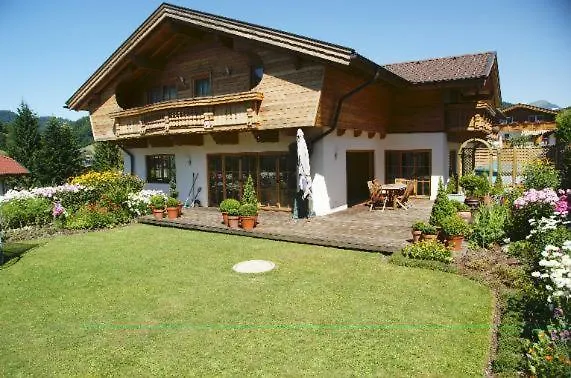 Ado's Haus Ferienhaus