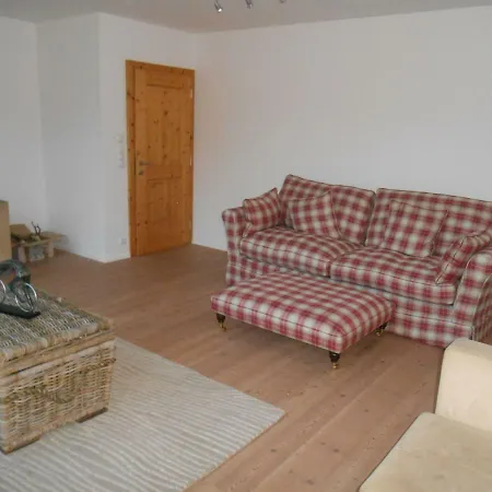 Ado's Haus Feriehus *